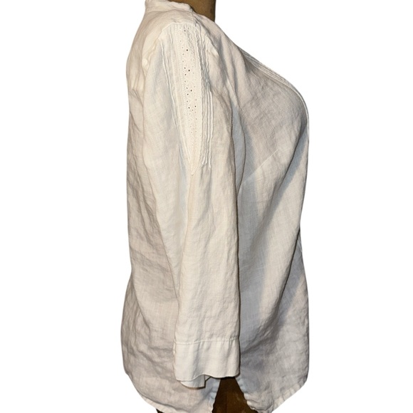 JM Collection White LINEN  Blouse w/ eyelet embroidery, button up long sleeve 14 - Picture 6 of 13
